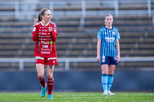 Piteås Ásla Johannesen jublar