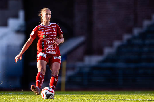 Piteås Olivia Holm