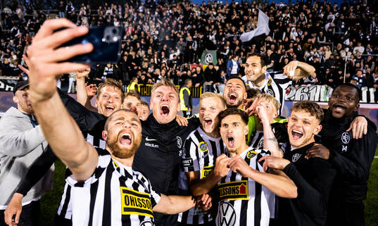 Landskronas spelare jublar