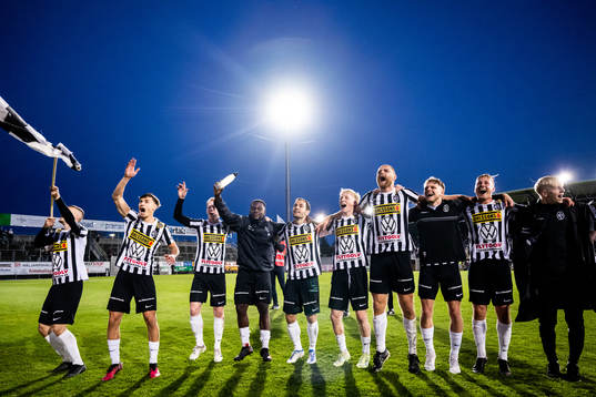 Landskronas spelare jublar