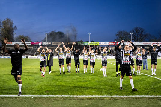 Landskronas spelare jublar