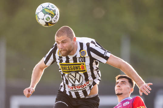 Landskronas Erik Hedenquist och Helsingborgs Amar Muhsin