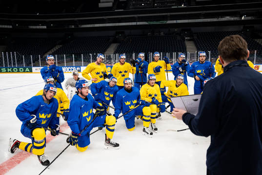 Rasmus Sandin, Lucas Raymond, Pär Lindholm, Lukas