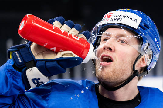 Alexander Nylander of Sweden at a practice session