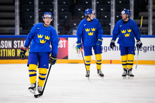Lucas Raymond of Sweden at a practice session
