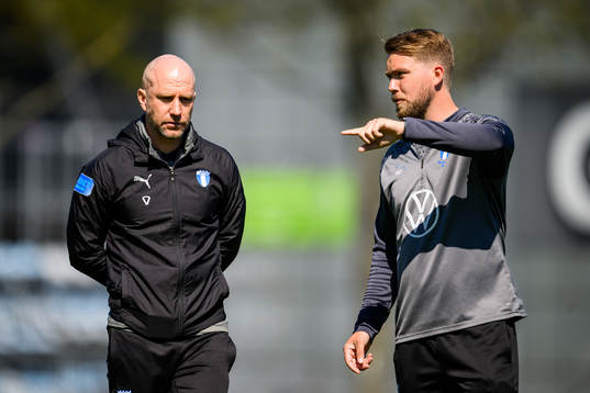 Tränare Henrik Rydström och assisterande tränare Theodor