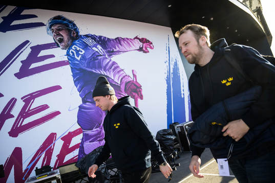 Rasmus Sandin and scouting coach Johan Andersson of Sweden
