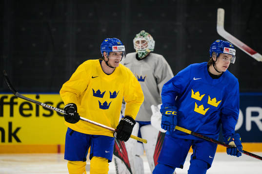 Jakob Silfverberg and Leo Carlsson of Sweden at a practice
