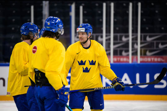 Jacob de la Rose of Sweden at a practice session
