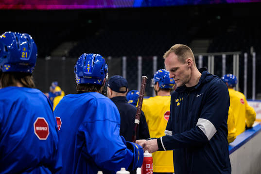 Doctor Jakob Reigo of Sweden at a practice session