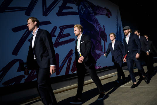Goaltender Lars Johansson, Carl Grundström, Jonatan