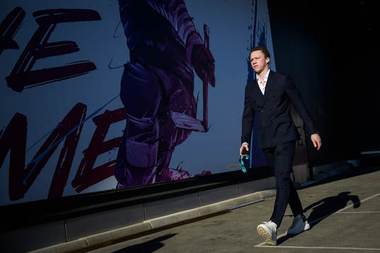 Lucas Raymond of Sweden arrives to the arena