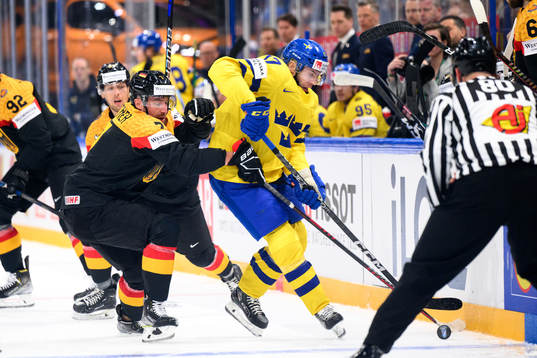 Maximimilian Kastner of Germany and Pär Lindholm of Sweden