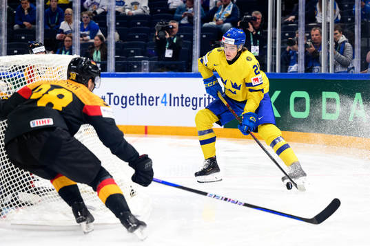 Leo Carlsson of Sweden