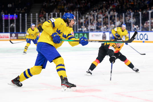 Dennis Everberg of Sweden