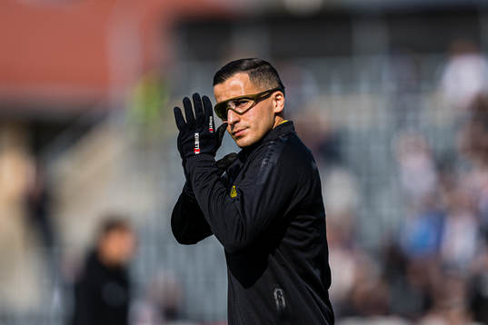 Omar Elabdellaoui of Bodø/Glimt warms up