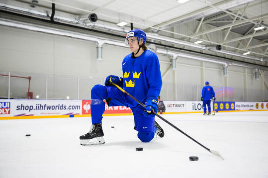 Leo Carlsson of Sweden at a practice session