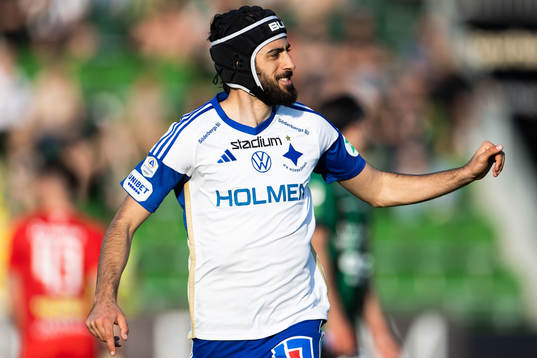 IFK Norrköpings Kristoffer Khazeni jublar
