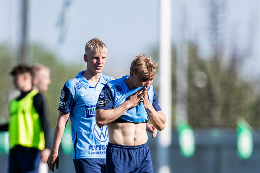 Landskronas Emil Lindman och Edvin Dahlqvist deppar
