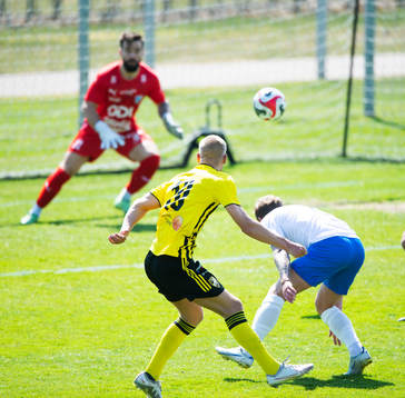 IFK Hässleholms Olle Kjellman Olblad gör 1-0 i matchen i