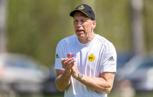 Växjö BKs tränare Fredrik Bild fotbollsmatchen i