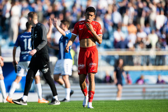 Japhet Sery Larsen of Brann looks dejected