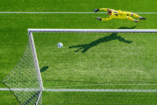 Goalkeeper Leander Øy of Sarpsborg 08 with a save