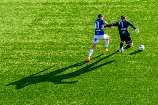 Ramon-Pascal Lundqvist of Sarpsborg 08 and goalkeeper