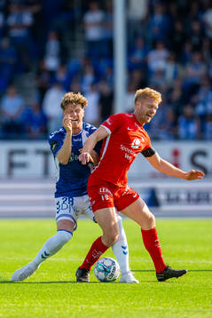 Victor Torp of Sarpsborg 08 and Sivert Heltne Nilsen of