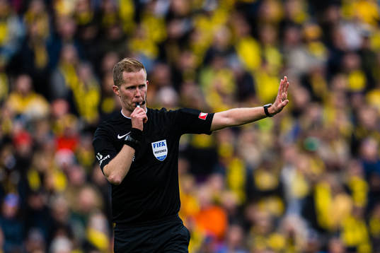 Kristoffer Hagenes, referee