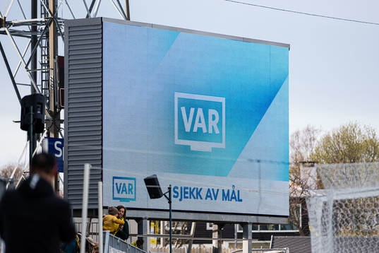 VAR screen