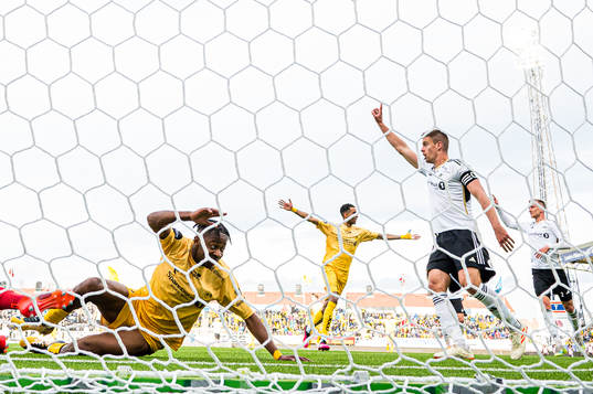 Joel Mugisha of Bodø/Glimt celebrates