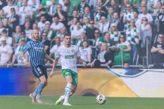 Djurgårdens Magnus Eriksson och Hammarbys Edvin Kurtulus