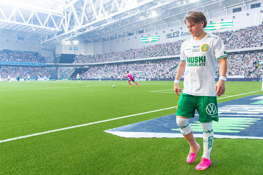 Hammarbys August Mikkelsen kliver av skadad
