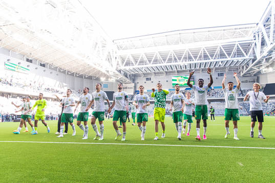 Hammarbys spelare jublar