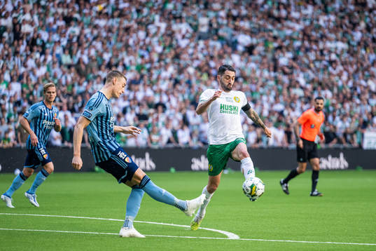 Djurgårdens Jesper Löfgren och Hammarbys Nahir Besara