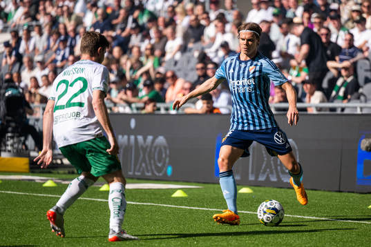 Hammarbys Joel Nilsson och Djurgårdens Elias Andersson