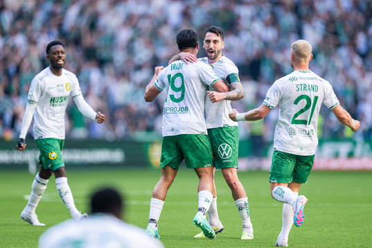 Hammarbys Shaquille Pinas, Simon Strand, Nahir Besara och