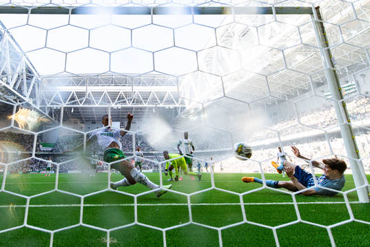 Hammarbys Edvin Kurtulus gör självmål 2-1