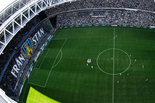 Djurgårdens supportrar med tifo