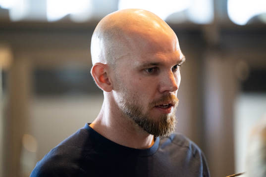 Djurgårdens Marcus Danielson i mixade zonen