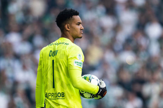 Hammarbys målvakt Oliver Dovin