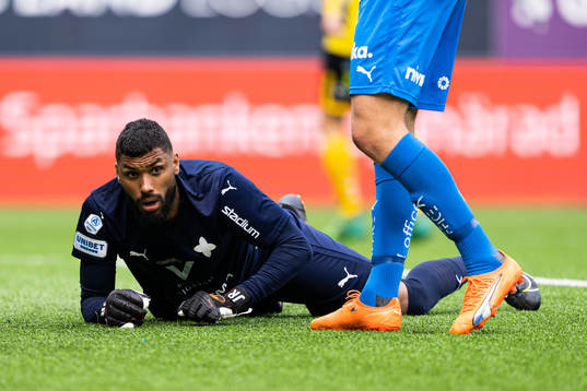 Värnamos målvakt Jonathan Ursin Rasheed