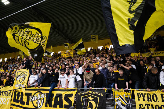 Elfsborgs supportrar jublar