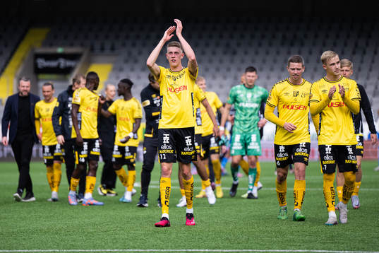 Elfsborgs Alexander Bernhardsson jublar