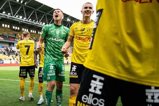 Elfsborgs spelare jublar