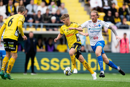 Elfsborgs Kevin Holmen och Värnamos Hampus Näsström