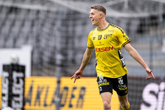 Elfsborgs Alexander Bernhardsson jublar