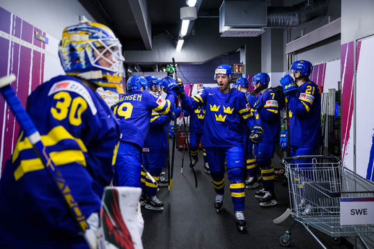 Marcus Sörensen and Patrik Nemeth of Sweden fist bump