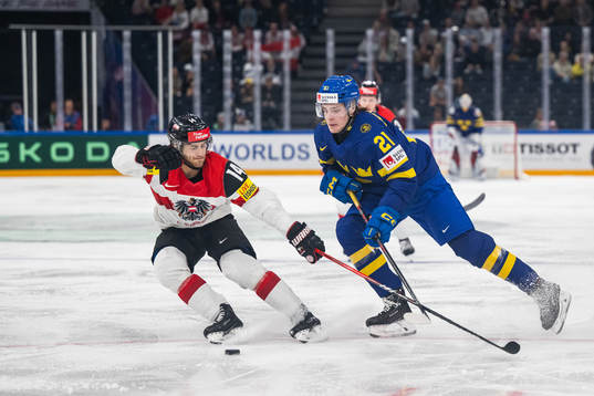 Kilian Zundel of Austria and Leo Carlsson of Sweden